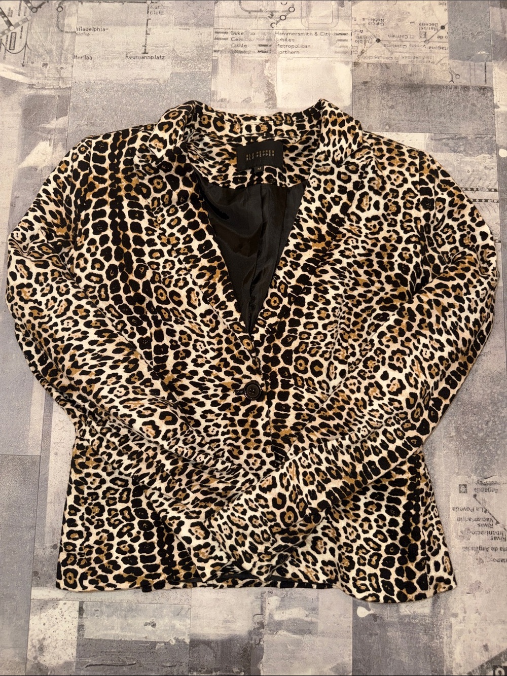 Blu Pepper Leopard Print Single-Button Blazer in Brown/Black